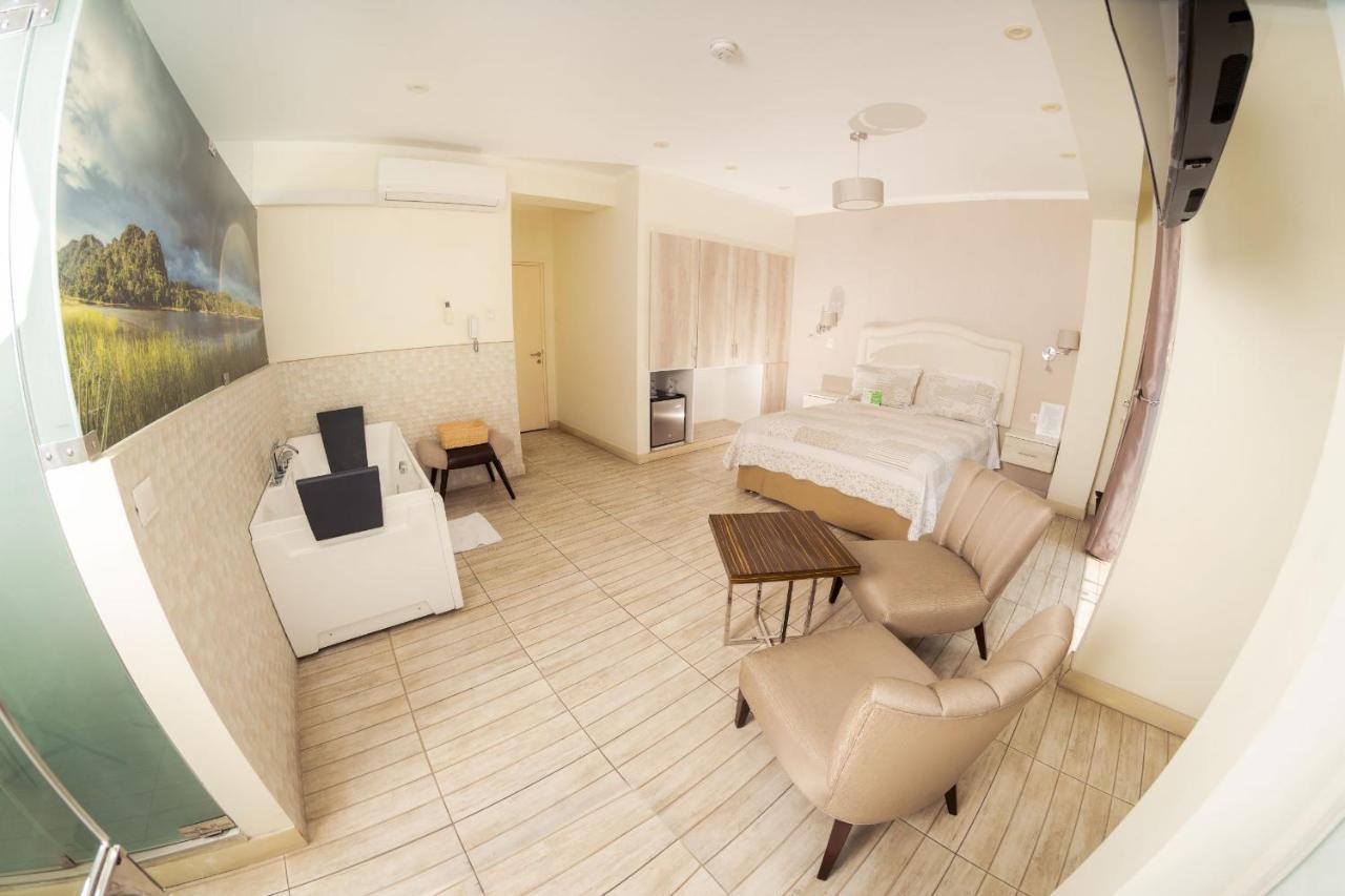 Hotel Natural Green Lounge Tingo María Dış mekan fotoğraf